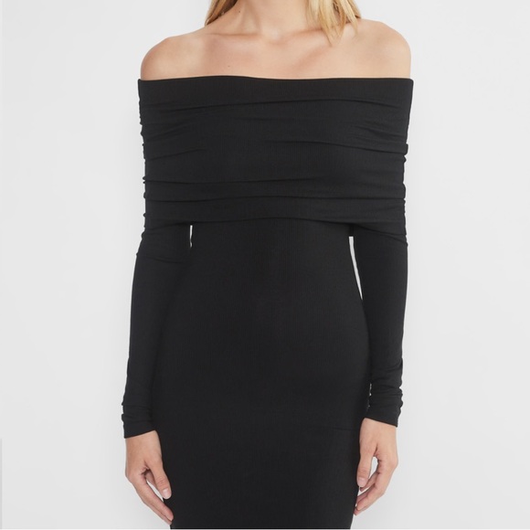 Aritzia Dresses & Skirts - Aritzia Luxe Lounge Meridian Dress XS